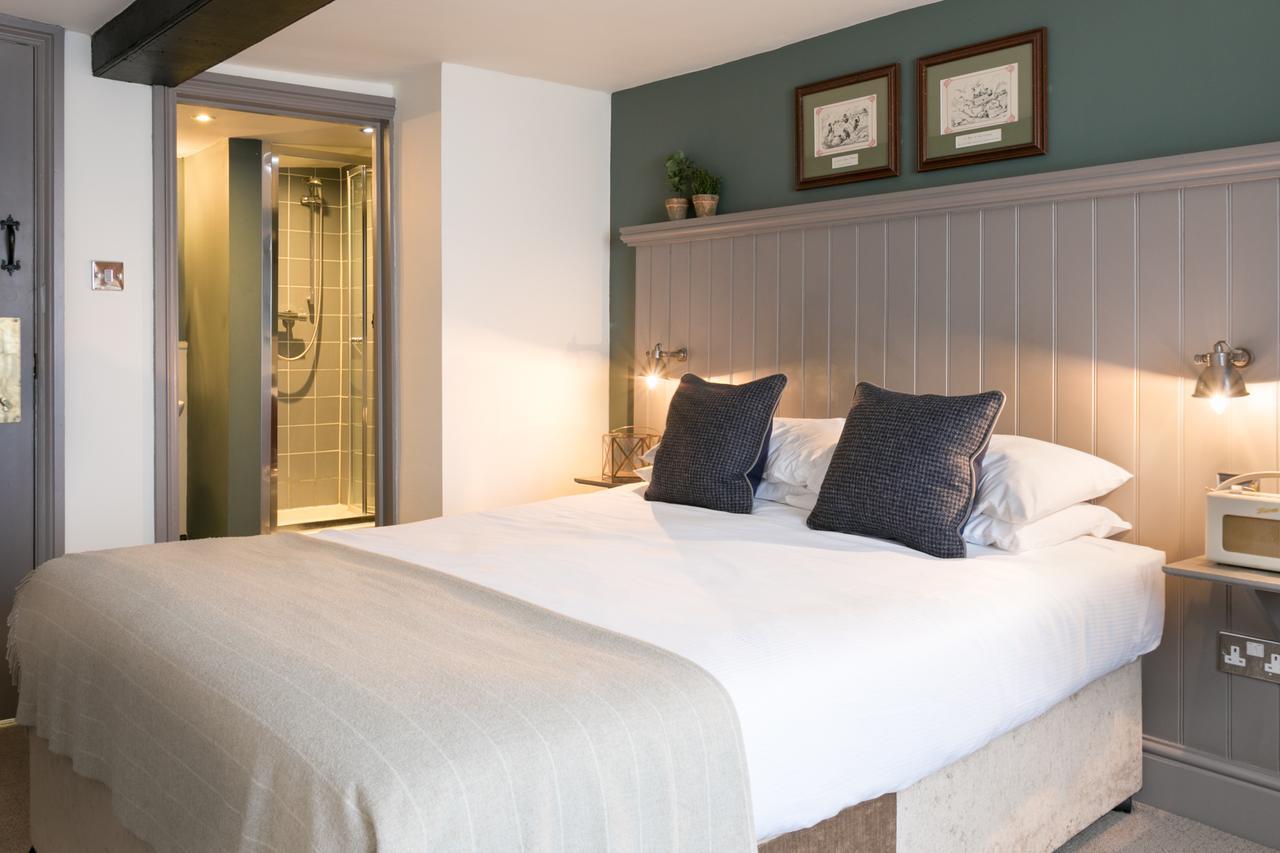The Angel & Blue Pig Hotel Lymington Exterior photo